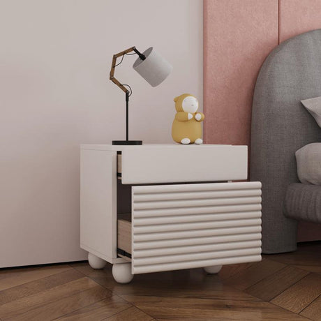 Maria Bruun Bedside Table | Weilai Concept