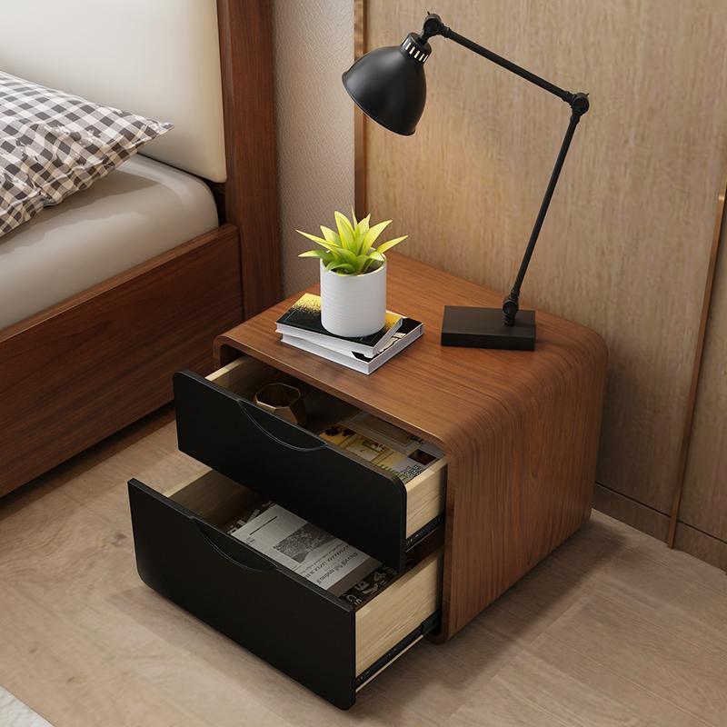 Signer Side Table, Bedside Table, Black | Weilai Concept