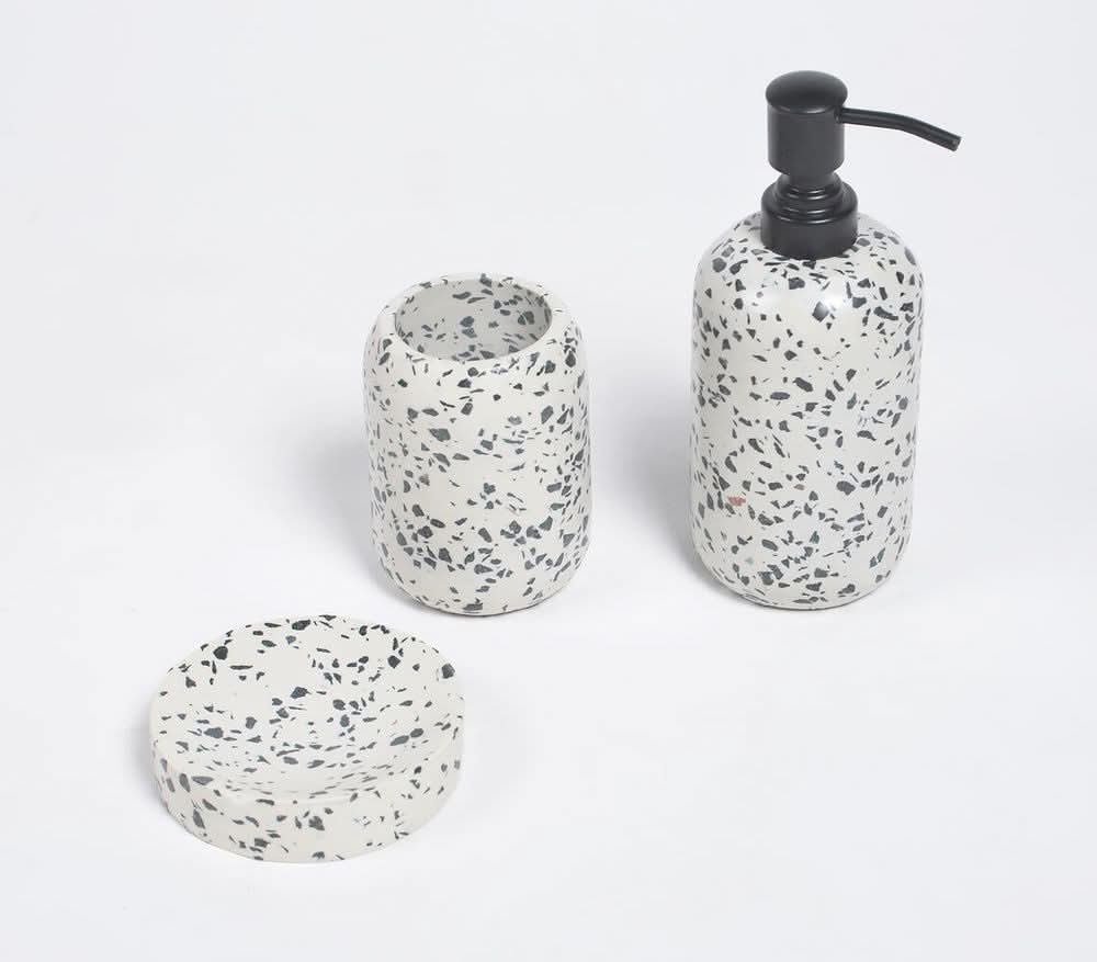 Turned Stipled Stone Bath Counter Set