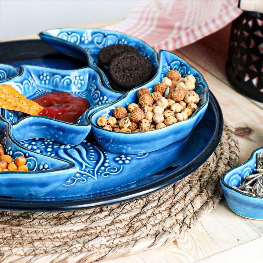 8-in-1 Blue Bowls Set for Sharing, Snacks and Breakfast