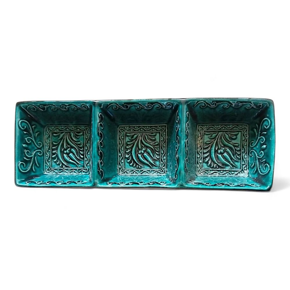 3-in-1 Green Square Snack and Dip Bowl, Divided Servings